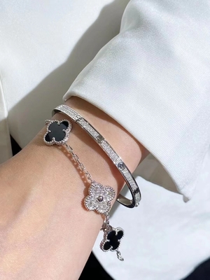 Customized Brand Real Diamond Bangles 18k Solid Gold HK Setting Jewelry