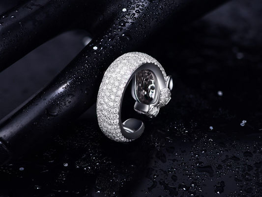 Exquisite Diamond Embellished 18K Gold Diamond Ring with Timeless Design and Diamond Inserted Details