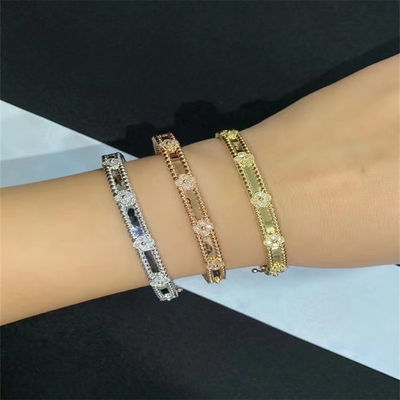 Solid Gold Custom Brand Jewelry 18 Karat Roségold PerléE Sweet Clovers Armband