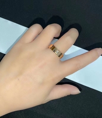Schmuck Berufs Verlobungsring des Schmucks 18k GoldBrand Liebes-Ring machen Luxusgold