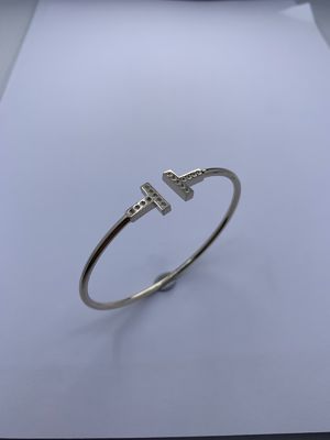 Schmuck für Endkunden mit 18K-Gold