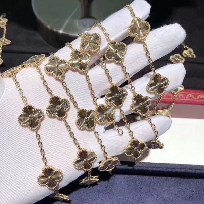REINE 18K GOLD-VCA HK Einstellung, die HK einstellt in Schmuck bedeutet